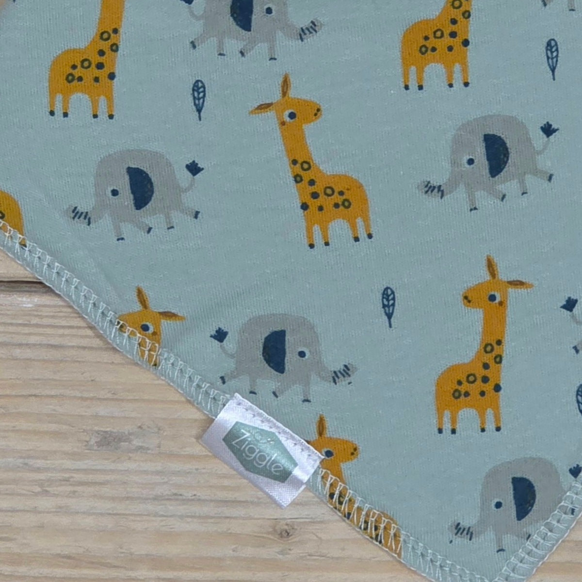 Bandana Dribble Bib - Giraffe and Elephants