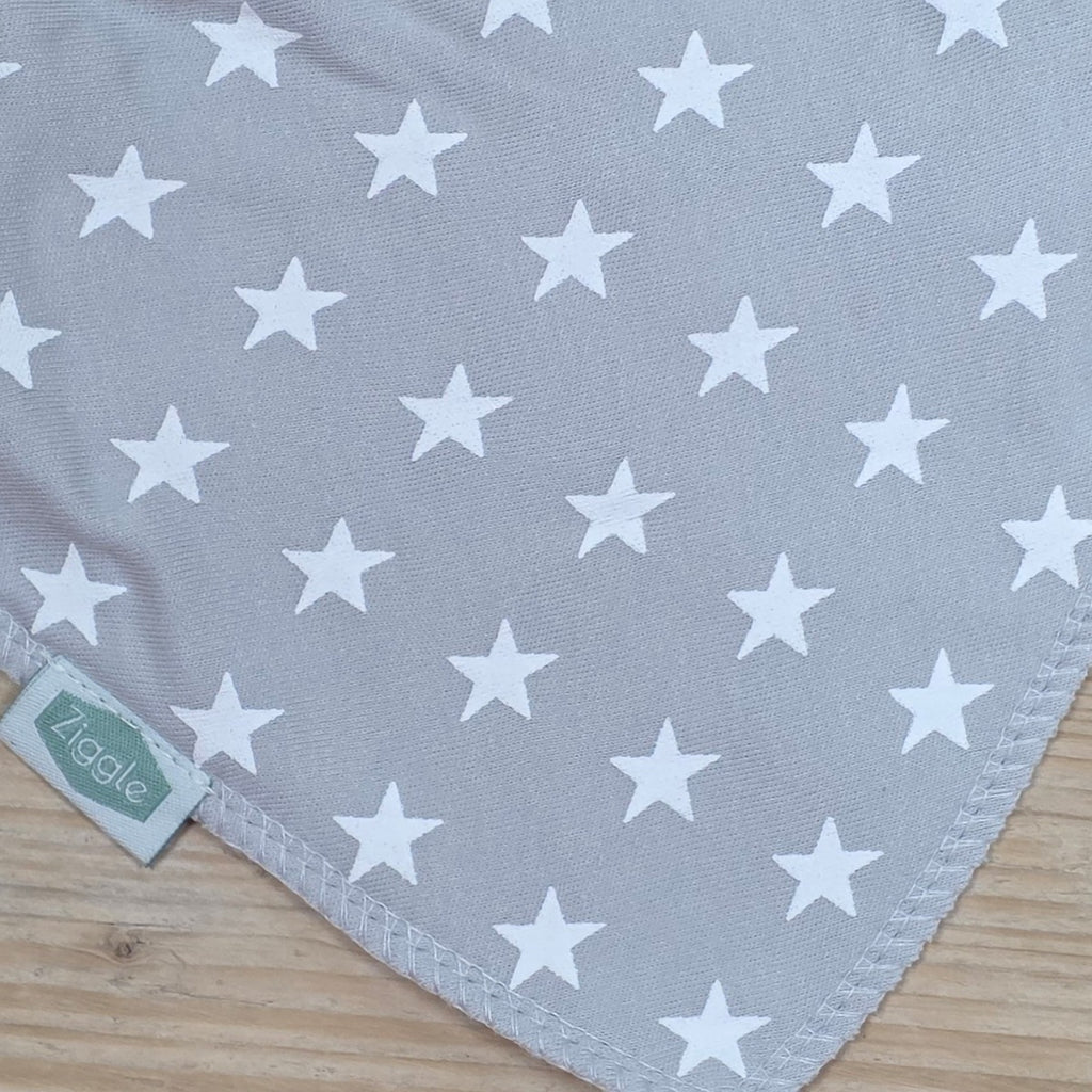 Bandana Dribble Bib - Grey with White Stars