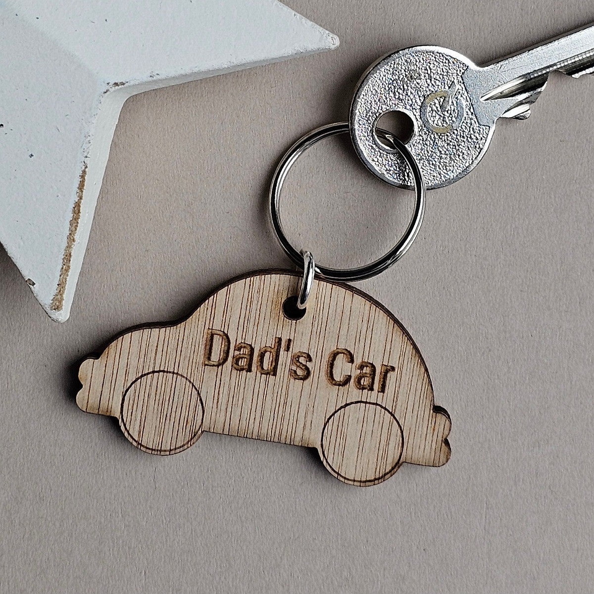 'Dad’s Car' Engraved Wooden Keyring