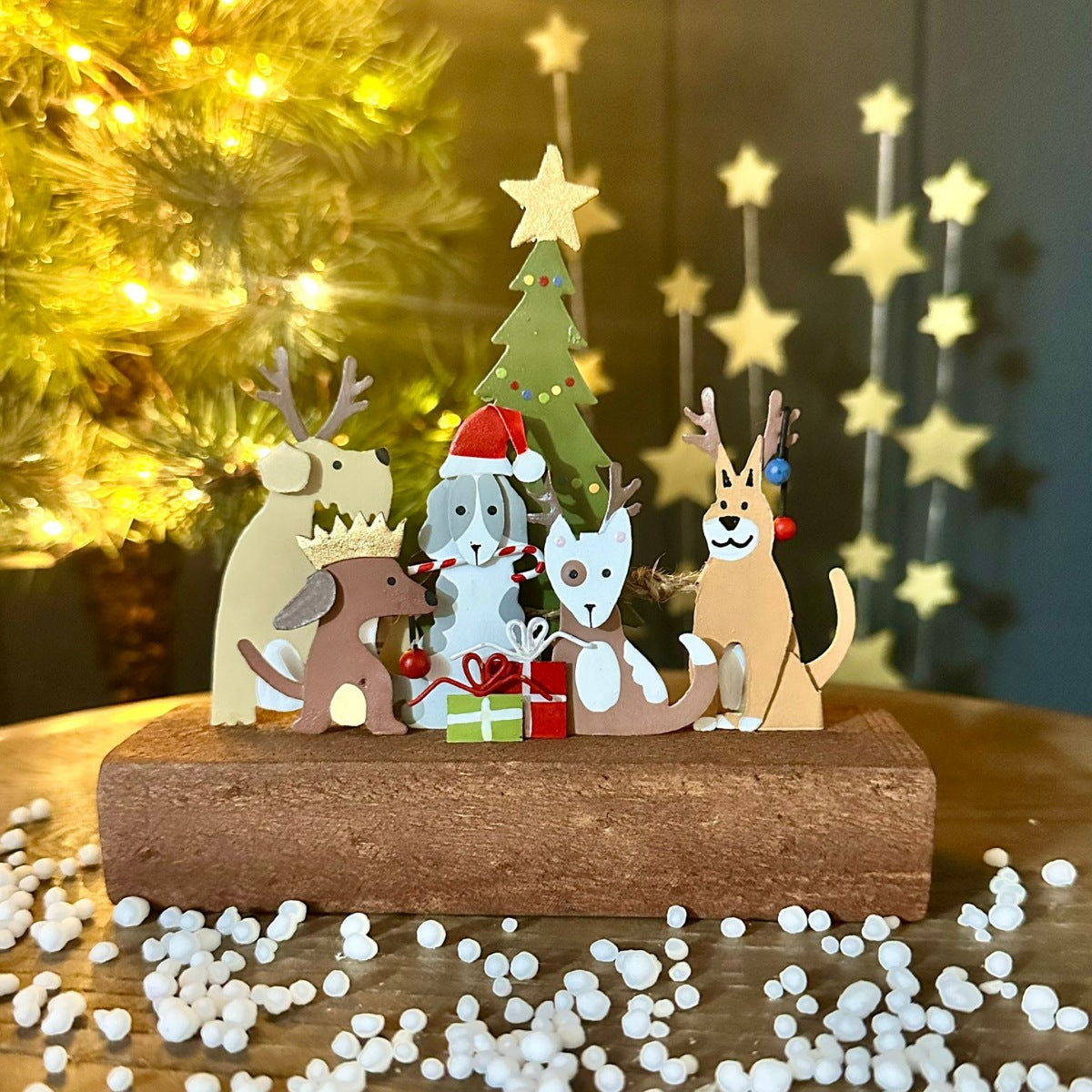 Dogs Around the Christmas Tree Block Decoration