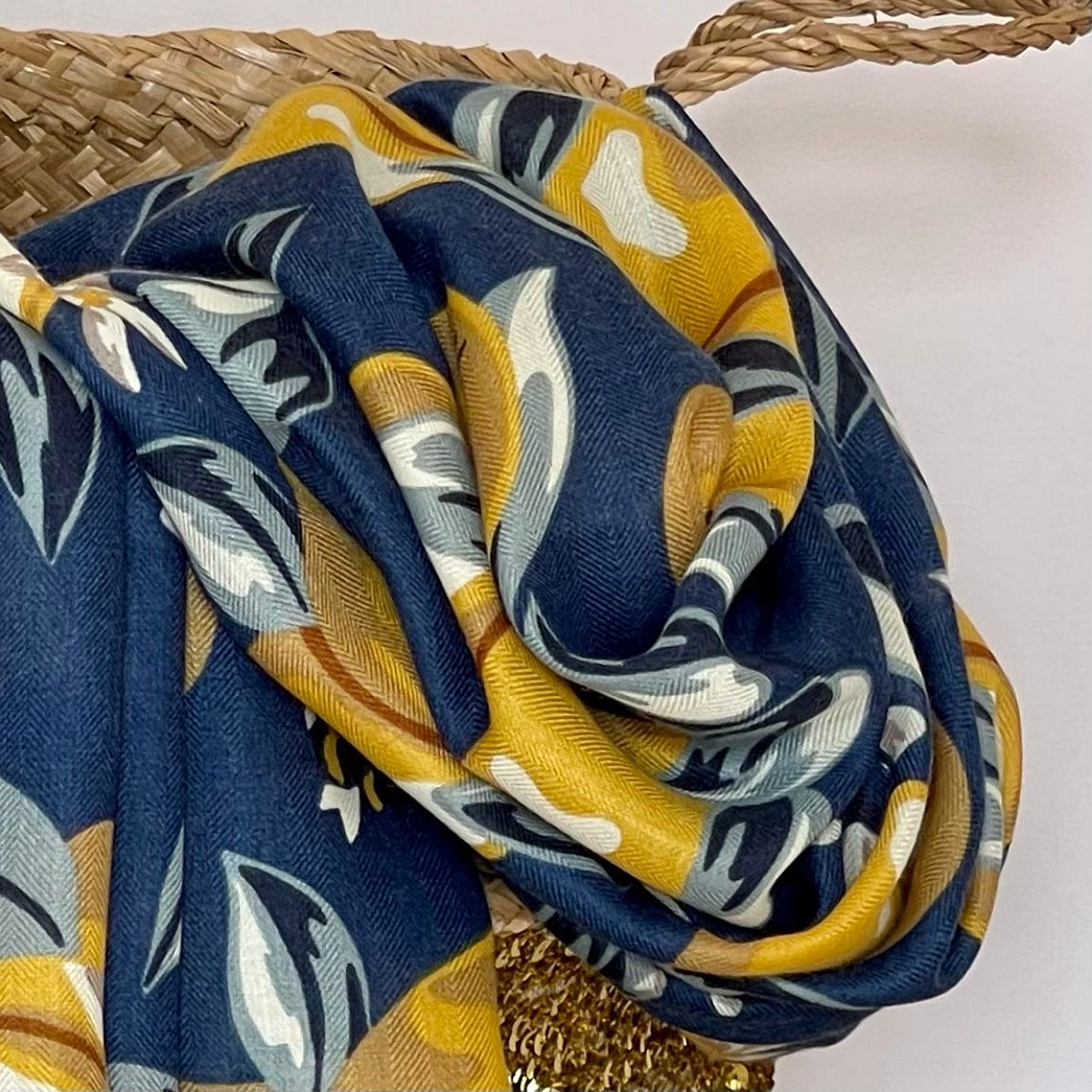 Lemon Tree Scarf in Navy Blue