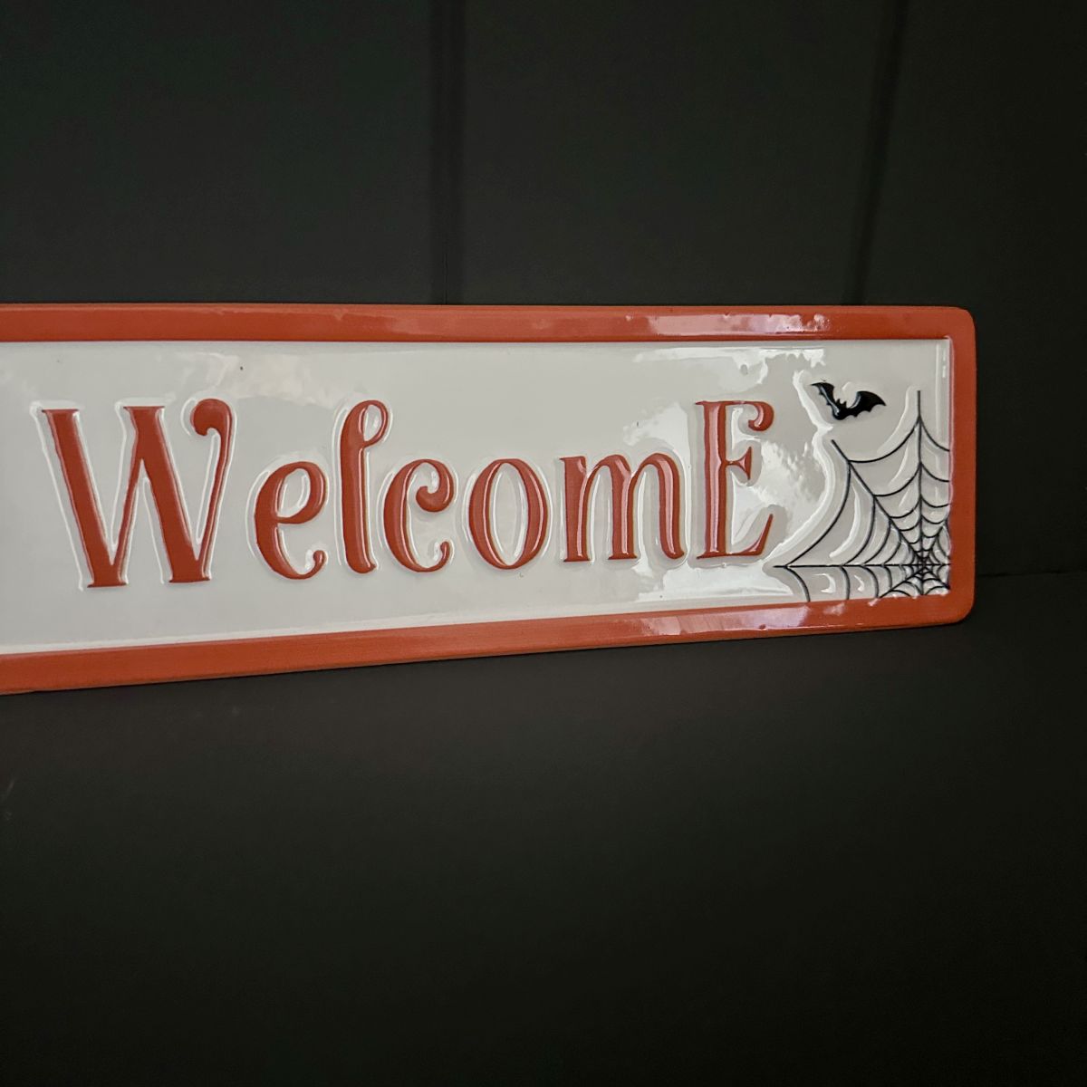 Metal 'A Wicked Welcome' Halloween Sign