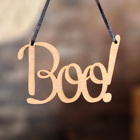 'Boo!' Hanging Wooden Halloween Sign